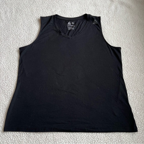 Reebok Women’s Muscle Tee - Picture 8 of 8